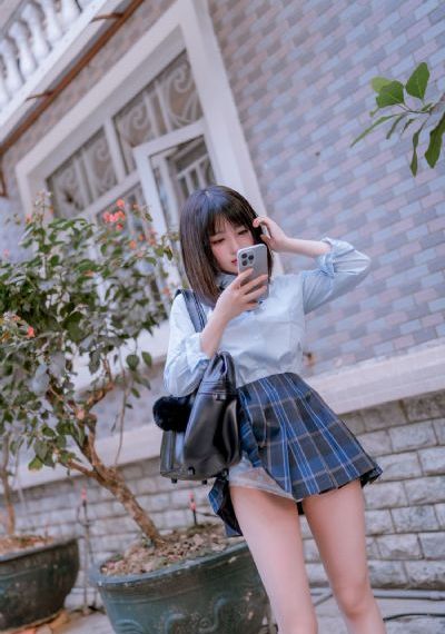 漂亮的继母免费看_国产剧神马影院手机在线